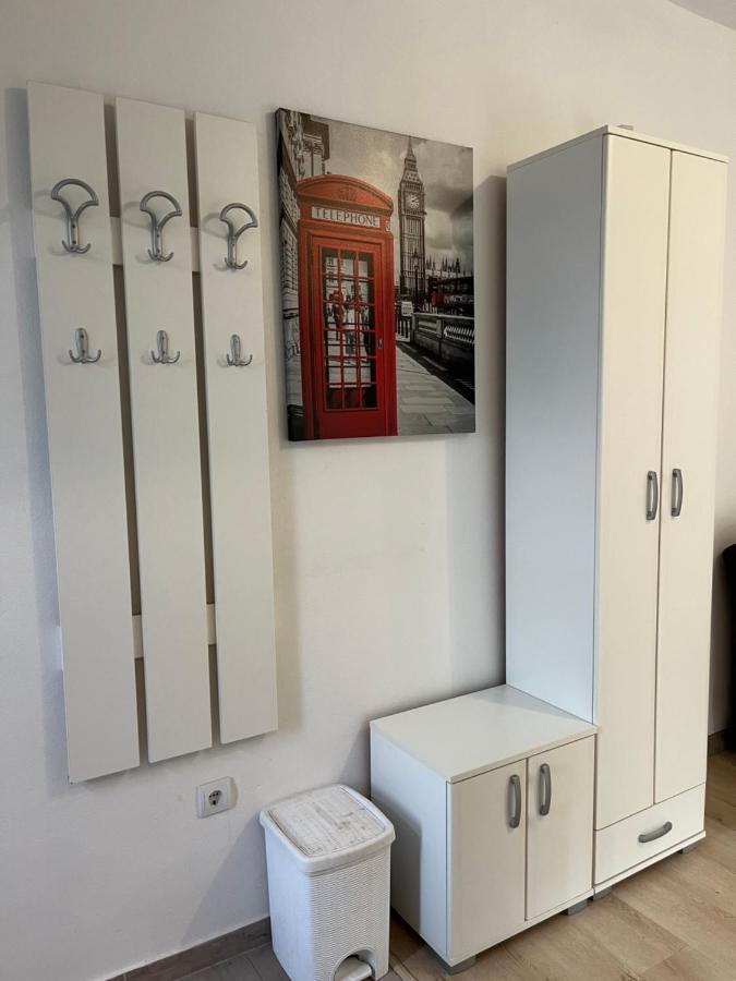 Apartmán Apartman Iskra Bijela Exteriér fotografie